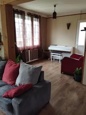 Coin salon dans l'établissement Maison Le Mans