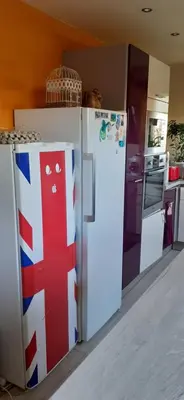 Cuisine ou kitchenette dans l'établissement La belle étape bercéenne au calme de sa campagne près circuit Mans Sud, relais motard