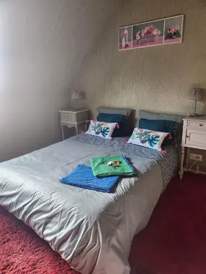 Un ou plusieurs lits dans un hébergement de l'établissement Etage maison, accès indépendant