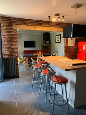 Cuisine ou kitchenette dans l'établissement Le 24’ Chrono