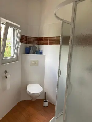 Salle de bains dans l'établissement Léo Delibes