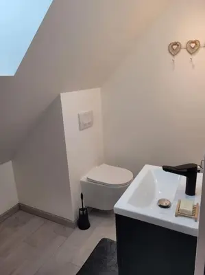 Salle de bains dans l'établissement Appartement proche circuit