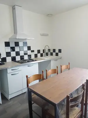 Cuisine ou kitchenette dans l'établissement Appart 3 chambres