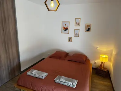 Un ou plusieurs lits dans un hébergement de l'établissement Maison gîte Solesmes