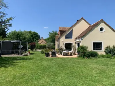 Jardin de l'établissement Chambre chaleureuse prox circuit