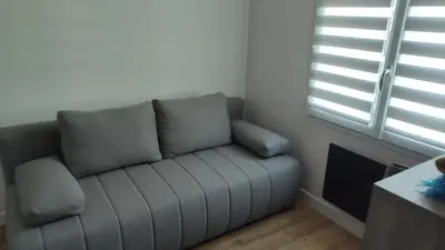 Coin salon dans l'établissement Magnifique maison à 5 mns du circuit des 24h à pieds
