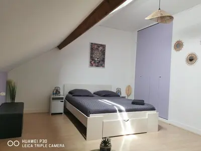 Un ou plusieurs lits dans un hébergement de l'établissement 2 chambres privatives avec Sdb proche circuit