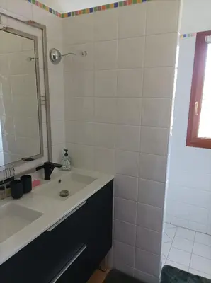 Salle de bains dans l'établissement Chambre d'hotes