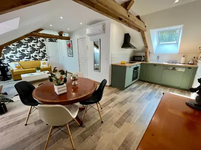 Cuisine ou kitchenette dans l'établissement Cave Auger La Maison d'Hôtes