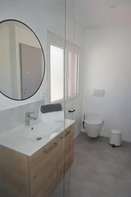 Salle de bains dans l'établissement Riva Home