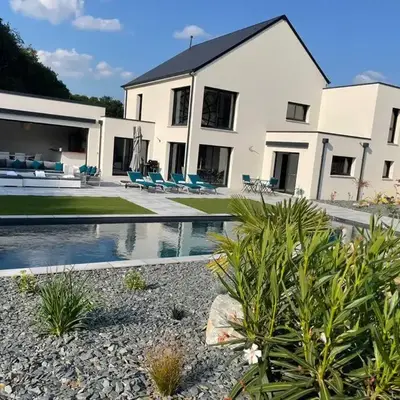 Villa avec piscine et spa proche circuit 24H Le Mans