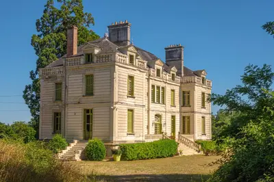 Jardin de l'établissement Le Château du Breuil