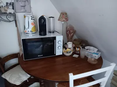 Cuisine ou kitchenette dans l'établissement Chambre d'hôtes La Montjoie