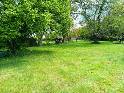 Jardin de l'établissement Chambre d'hôtes La Montjoie