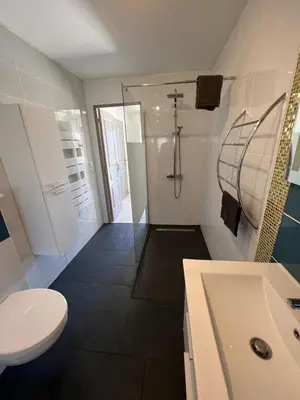 Salle de bains dans l'établissement Gîte Les 4 Terres - Maison 2 chambres
