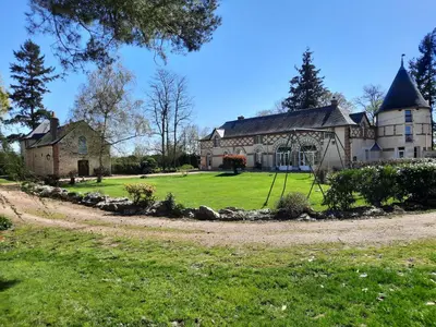 Jardin de l'établissement La Tour de rêves
