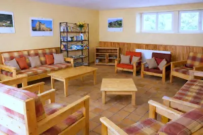 Coin salon dans l'établissement Gîte de l'Orangerie, 15 personnes, 7 ch, 275 m²