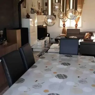 Maison chaleureuse avec barbecue quartier calme