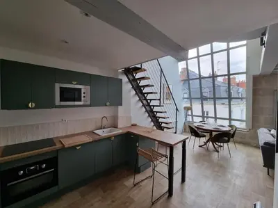 Cuisine ou kitchenette dans l'établissement Superbe duplex La Verrière chic, cosy et spacieux