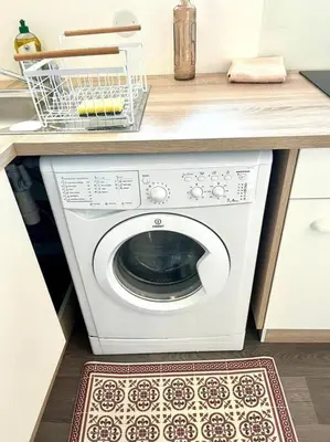 Cuisine ou kitchenette dans l'établissement Logement insolite à Blois