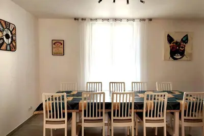 Coin salon dans l'établissement Superbe gite familial pour 10 personnes à Gizeux