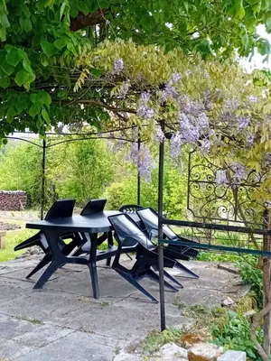 Jardin de l'établissement Les Ecureuils 4 / 6 personnes