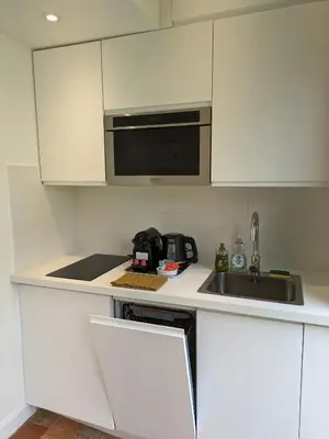 Cuisine ou kitchenette dans l'établissement Gîte de charme - La Cure Pontlevoy
