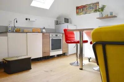 Cuisine ou kitchenette dans l'établissement Gîte le Saint-Honoré