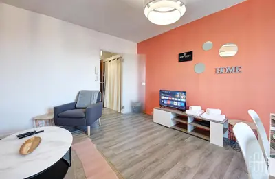 Coin salon dans l'établissement Le Florey / Hôpital Trousseau