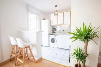Cuisine ou kitchenette dans l'établissement Pastel colors - Tours