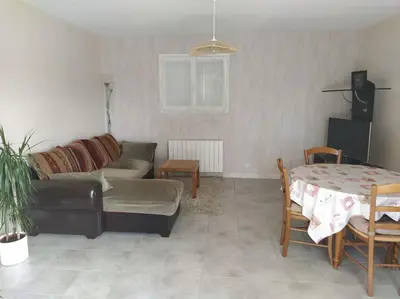 Coin salon dans l'établissement Gîte Au Calme d'un Tilleul