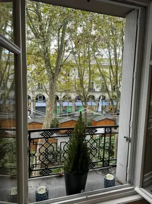 Balcon ou terrasse dans l'établissement L'esKale / Gare de Tours