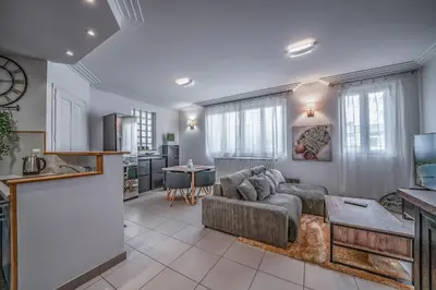 Plan de l'établissement L'Evasion - Sauna Jacuzzi Cinema