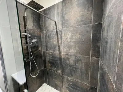 Salle de bains dans l'établissement Le Saint Nicolas~Hyper centre