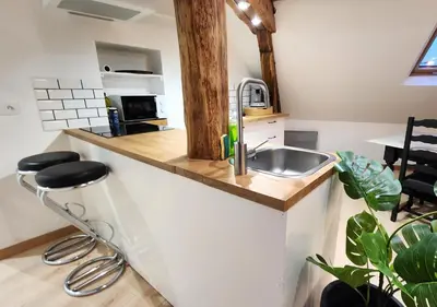 Cuisine ou kitchenette dans l'établissement Le 6ème ciel de Gutenberg - climatisé