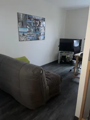 Télévision ou salle de divertissement dans l'établissement Chambre chez l'habitant à 7kms du circuit des 24h
