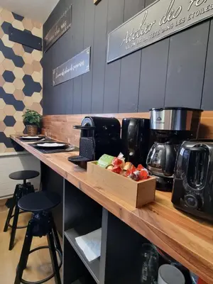 Cuisine ou kitchenette dans l'établissement Appartement Tours centre