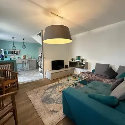 Maison de ville idéalement placée