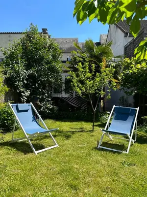 Jardin de l'établissement La Victoria - Charmante maison en centre ville - Gare - Jardin