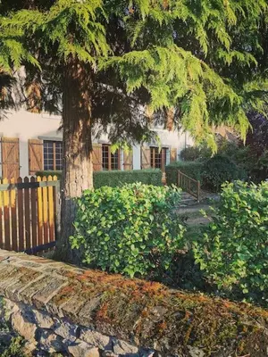 Jardin de l'établissement Escapade au Prieuré