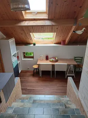 Cuisine ou kitchenette dans l'établissement Chambres d hôtes entrée+sanitaires indépendantes