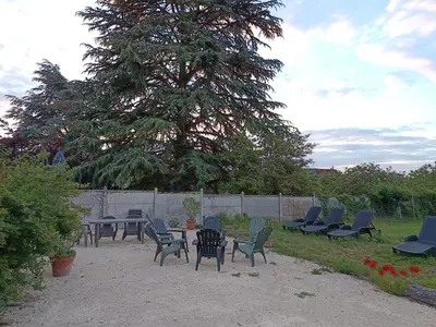 Jardin de l'établissement Maison 6 couchages avec jardin au coeur des châteaux de la Loire