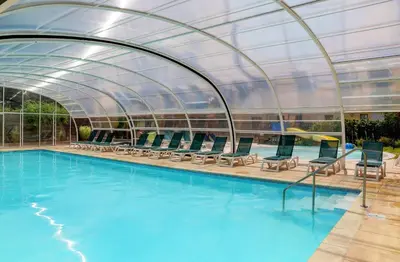 Piscine de l'établissement Camping La Mignardière ou située à proximité