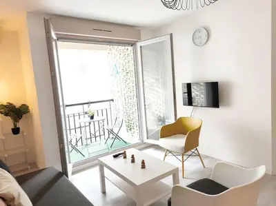 Coin salon dans l'établissement Le Cocon Manceau