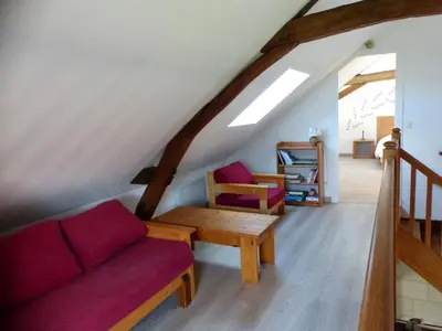 Coin salon dans l'établissement Maison rénovée du XVIe, jardin clos, proche de la Loire et châteaux, tout inclus, équipements complets - FR-1-381-562