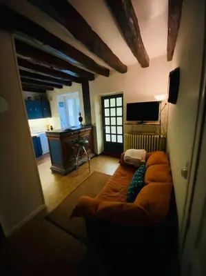 Coin salon dans l'établissement Gîte des Moriers Blois Bord de Loire