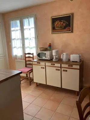Cuisine ou kitchenette dans l'établissement Villa François