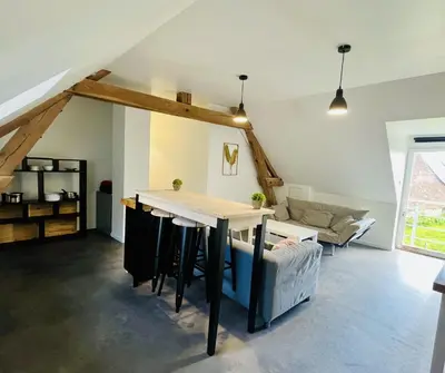 Coin salon dans l'établissement La campagne près de la ville