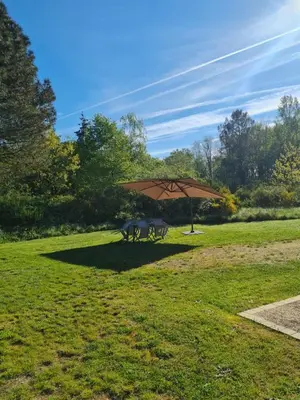 Jardin de l'établissement Gite des Terres Noires (nouveau logement)