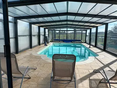 Piscine de l'établissement Au bout du monde 2 piscine et spa ou située à proximité